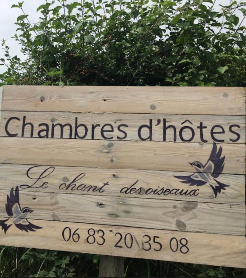 Le chant des oiseaux Viry  Extérieur photo